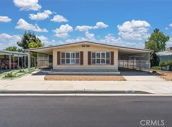 1275 W Johnston Ave – photo 2