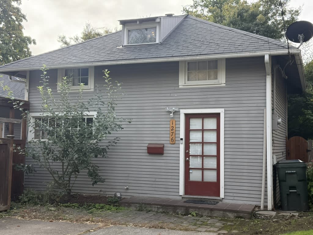 1276 East 20th Avenue – photo 1