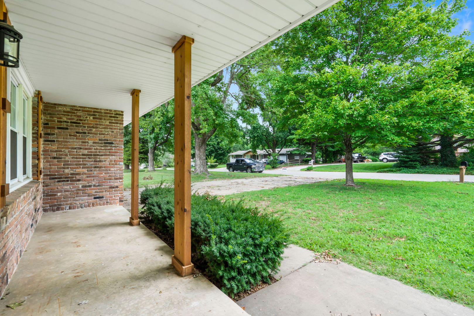 3 Bedroom 2 Bathroom Springfield, MO – photo 3
