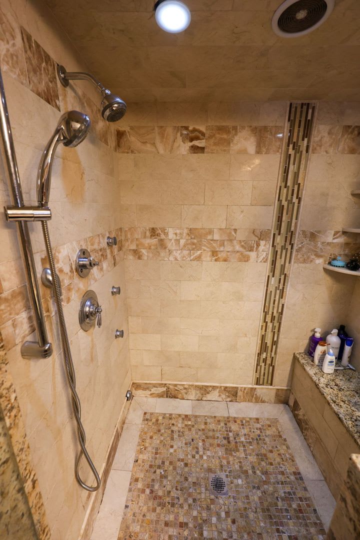 Charming 5 Bedroom -No Broker Fee – photo 4
