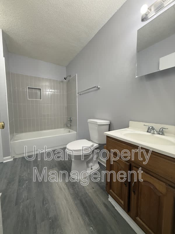 3544 Hicky St – photo 5