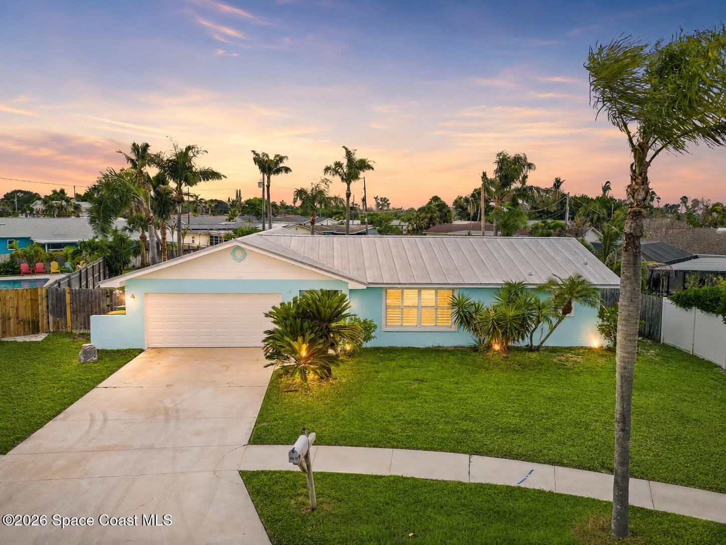 1172 Bay Drive E – photo 1