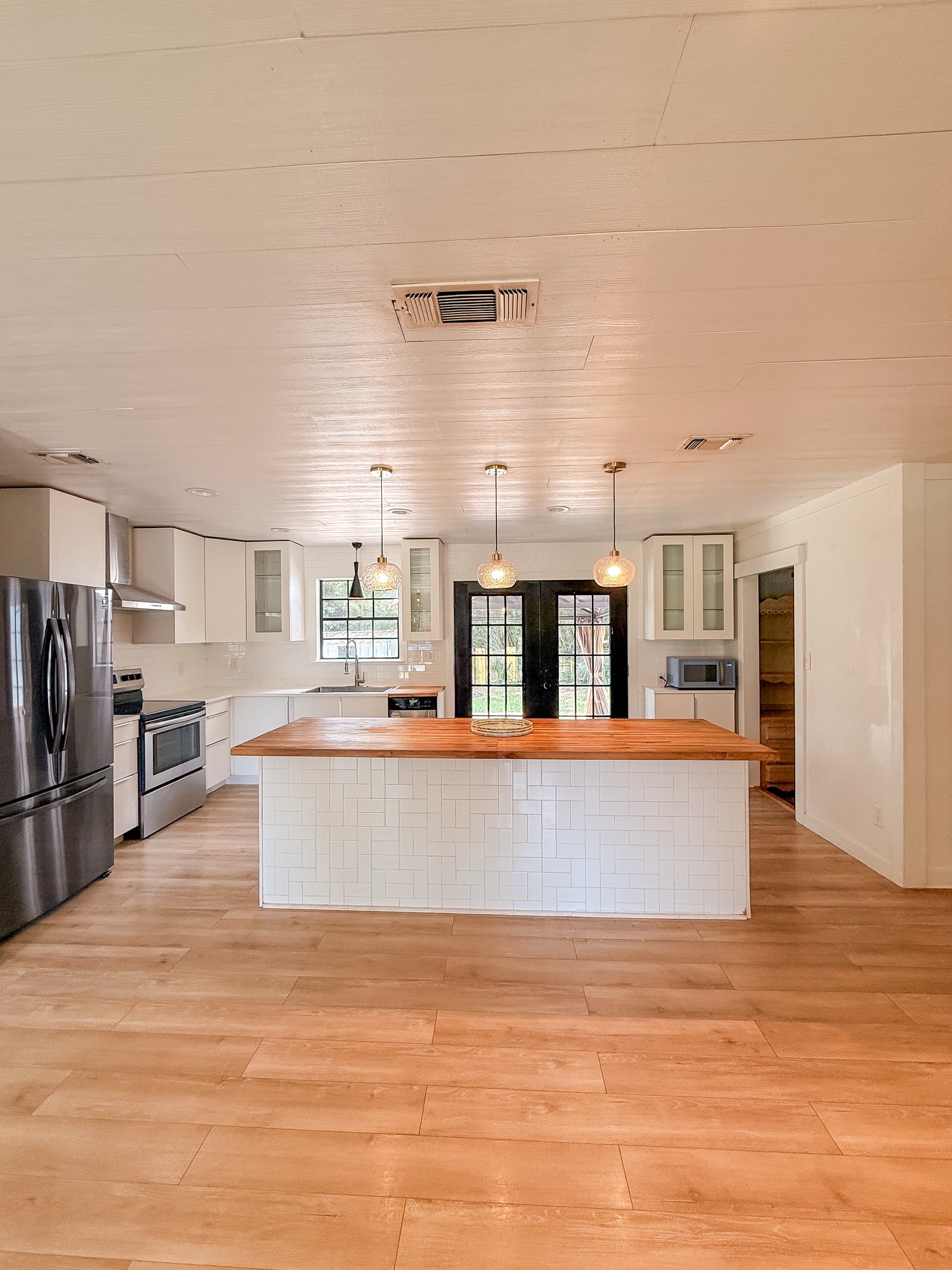4093 East Johnson Avenue – photo 5