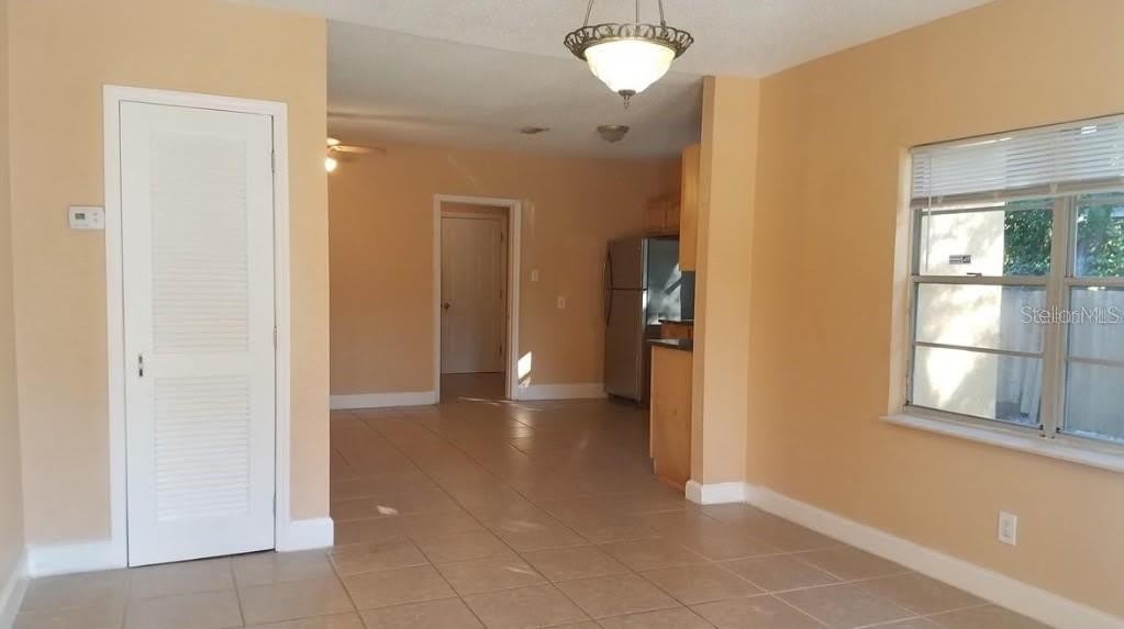 2921 W WALNUT Street – photo 3