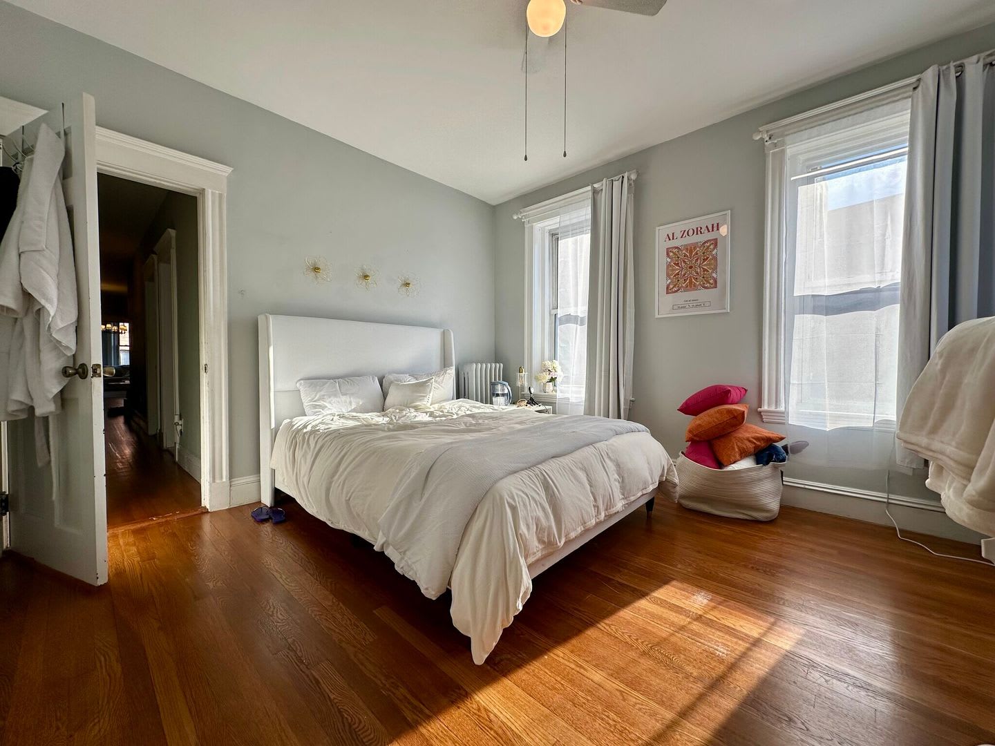 No Fee On Massive Apt In Packards Corner Near Bu Pro Managed Xl Rooms And Parking For Rent – photo 5