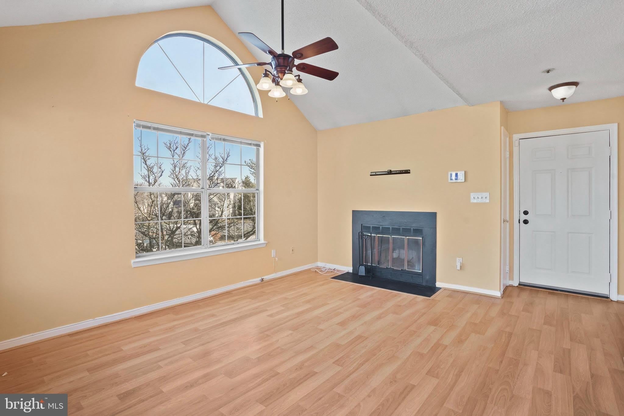 14023 VISTA Drive – photo 2