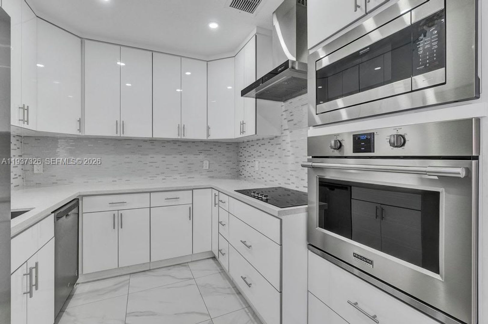 6470 SW 27th Street, Miami, FL 33155 – photo 2
