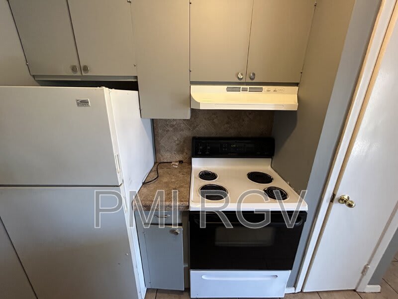 815 Walnut Ave – photo 5