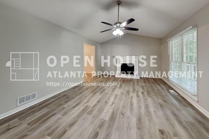 5336 Muirwood Place – photo 4