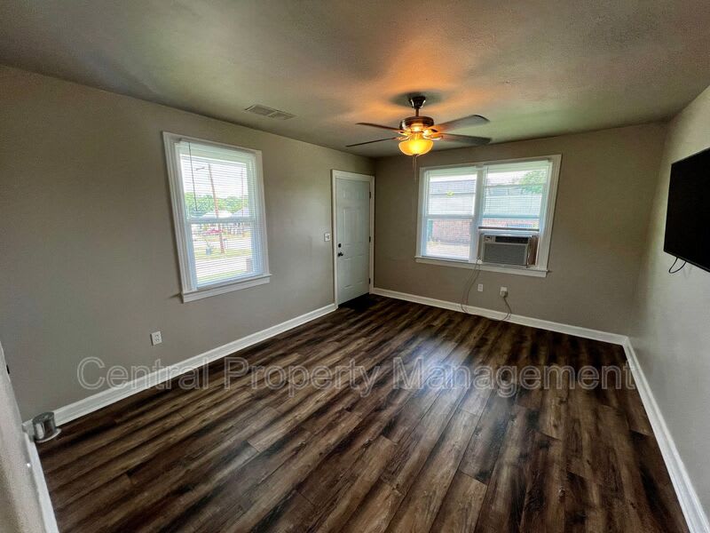 109 Dime Street – photo 3