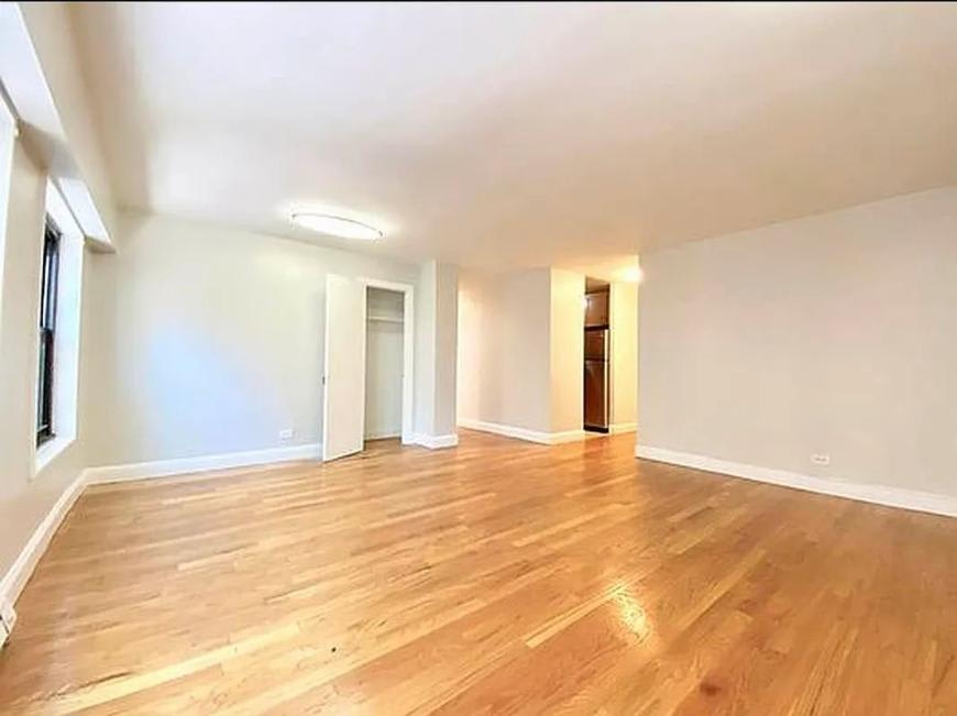 273 West 131st Street – photo 2