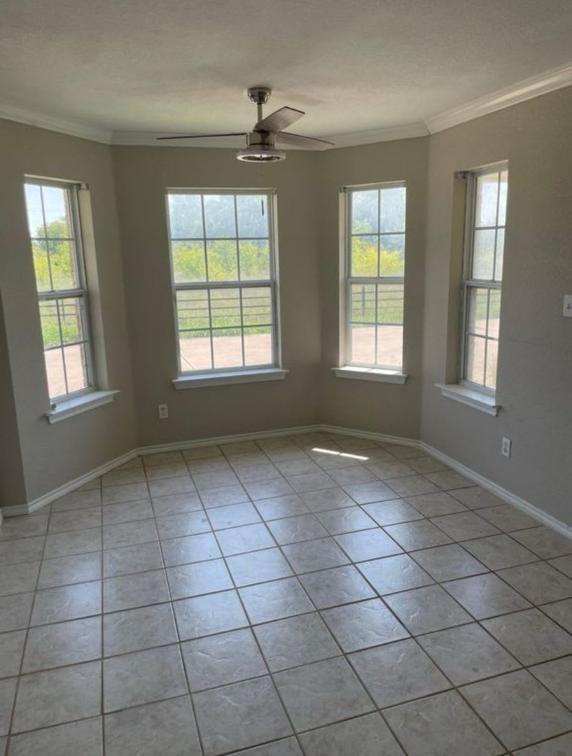 Charming 3BR House in Anna – photo 3