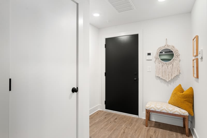201 Leverington Avenue 314 – photo 3