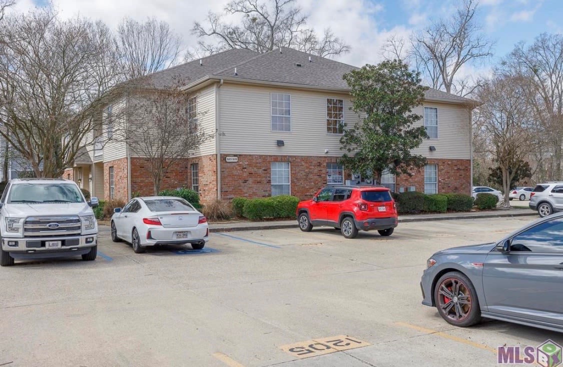 900 Dean Lee Drive – photo 2