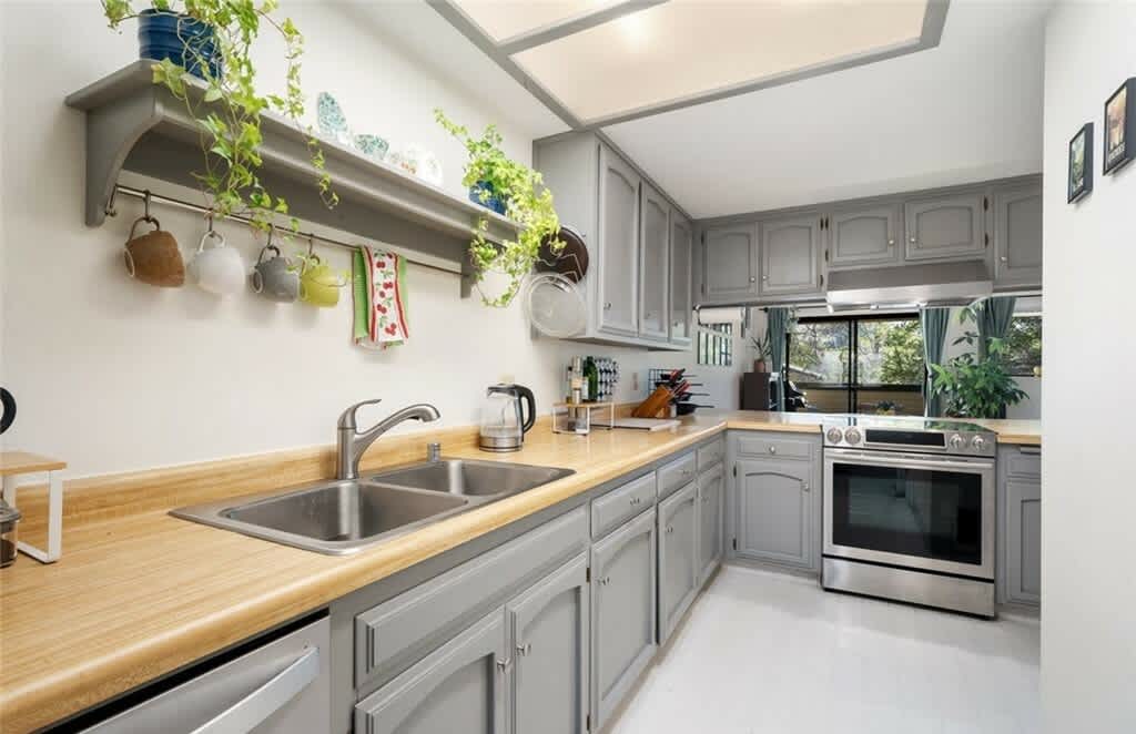 3335 Broad Street – photo 1