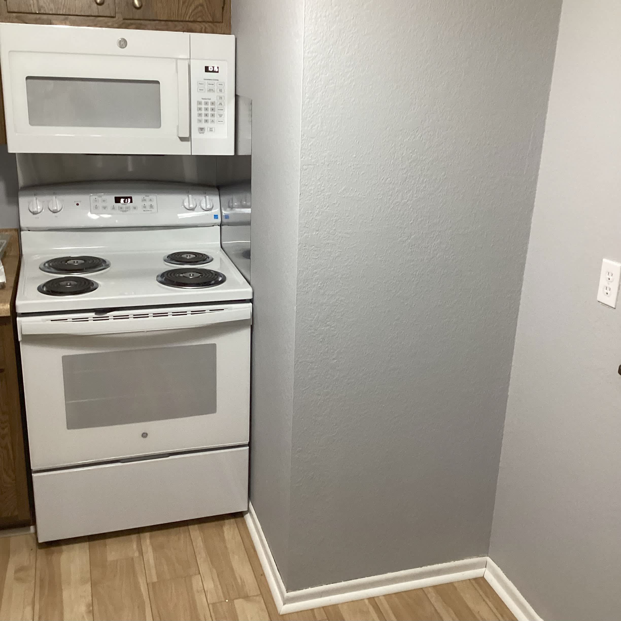 225 Elizabeth #1E – photo 3