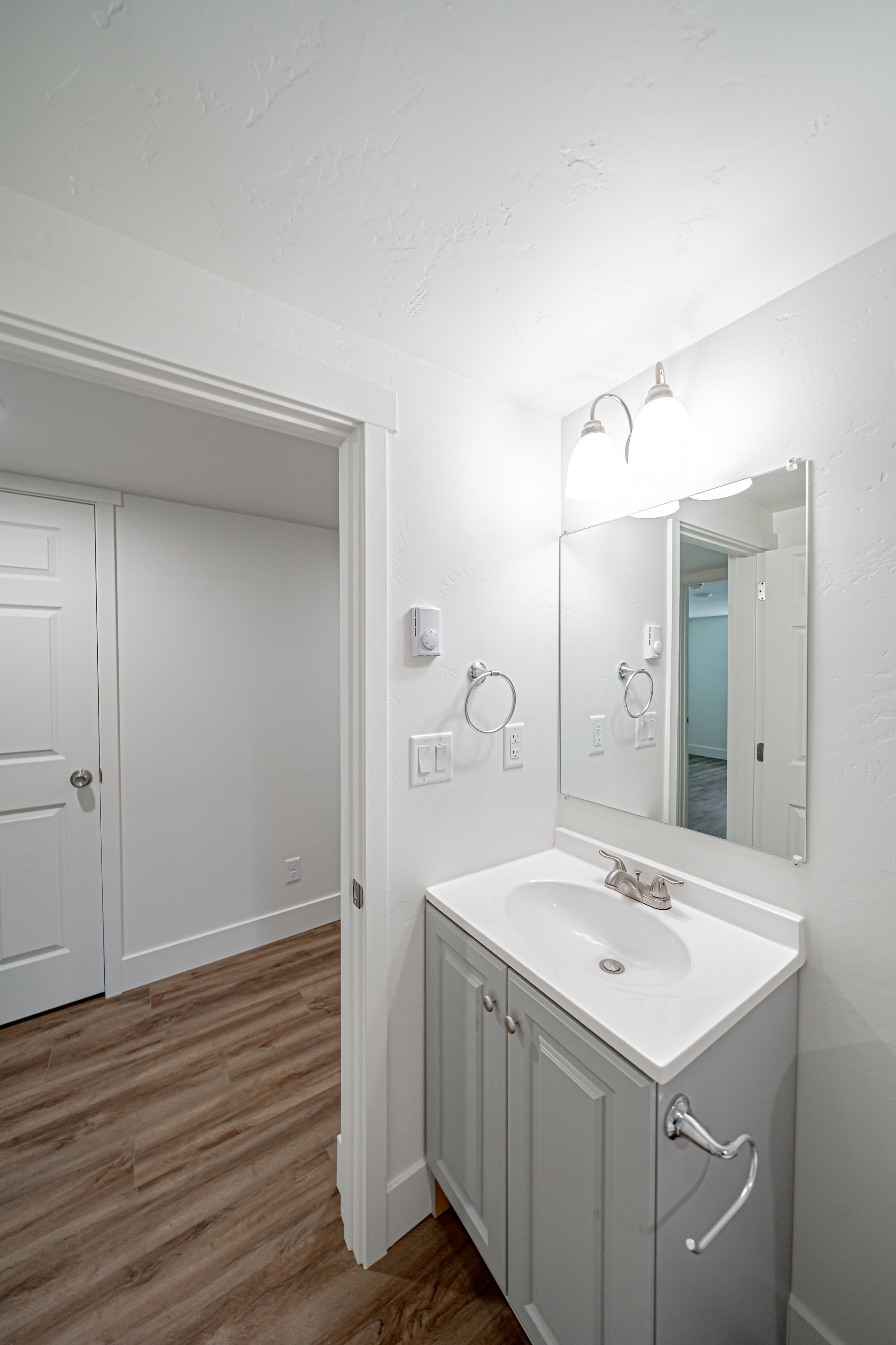 303 West 20th Street – photo 2