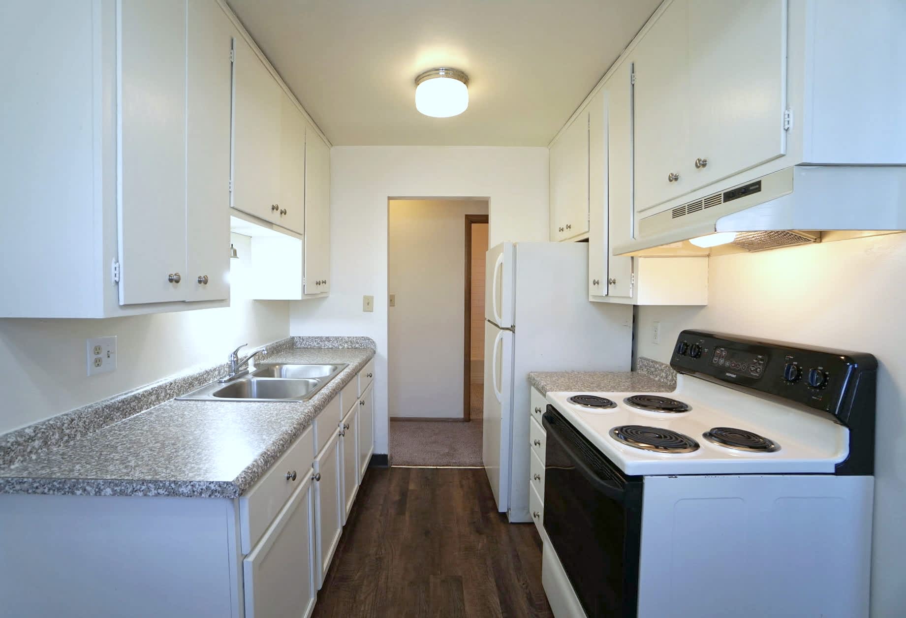 English Conway Place – photo 4