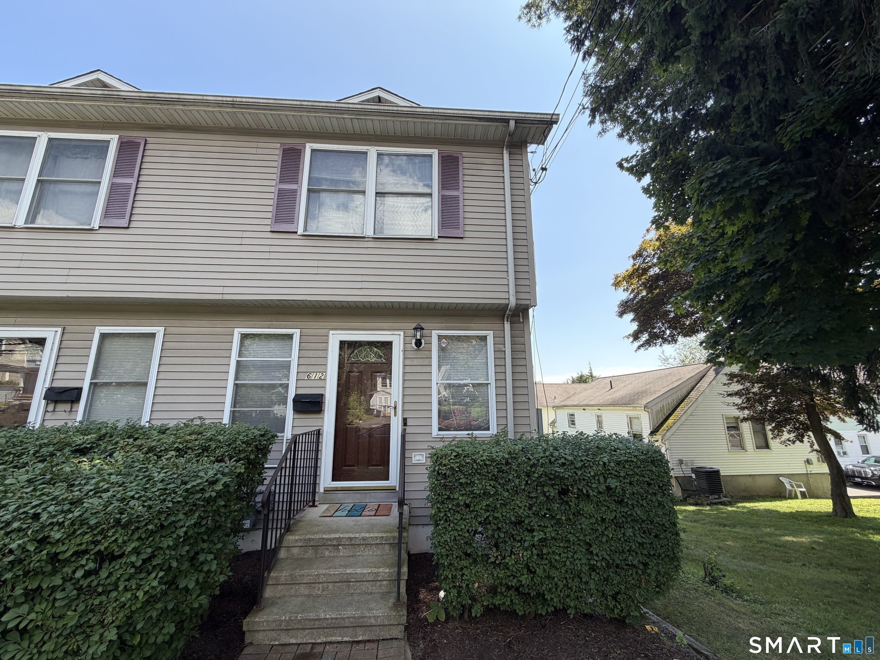612 Black Rock Turnpike – photo 2