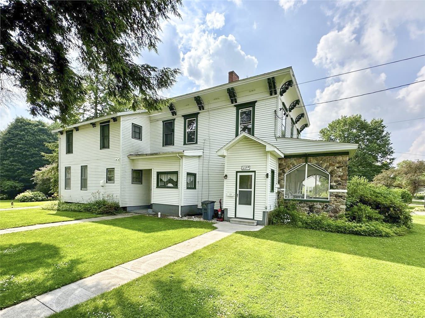 336 MEADVILLE Street – photo 2