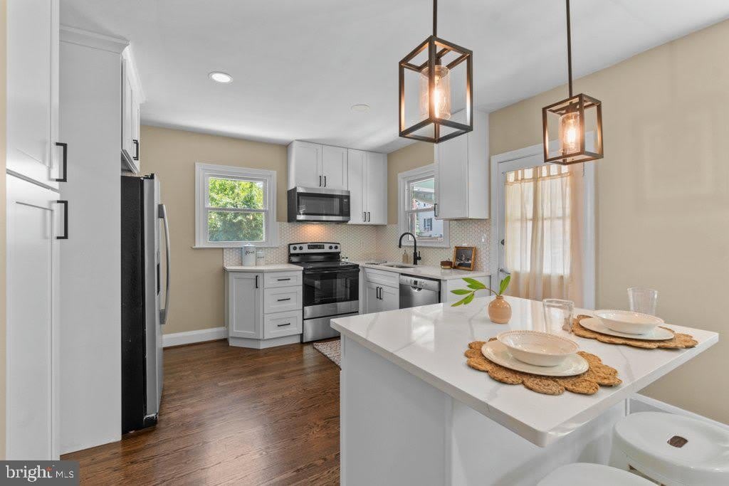 3027 LAVENDER Avenue – photo 2