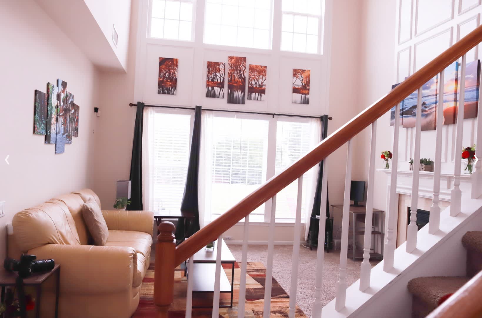 Room in 7 Bedroom Home at Red Birch Dr – photo 3