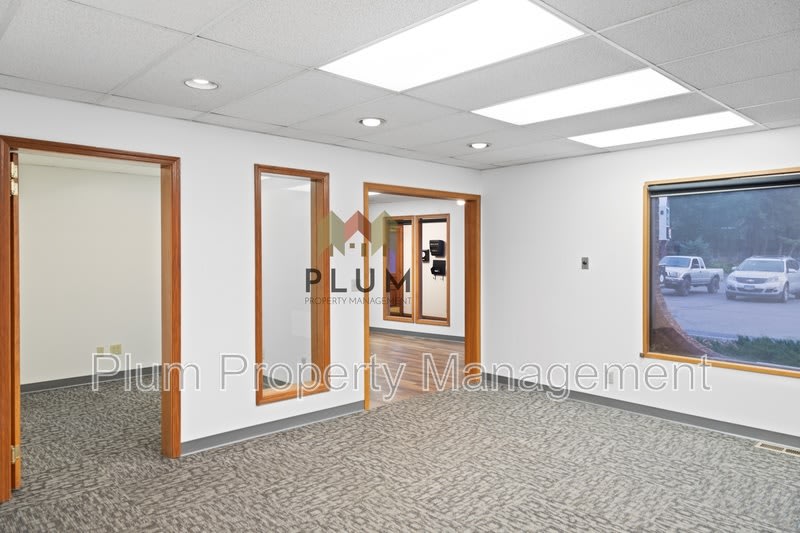 690 South West Higgins – photo 4