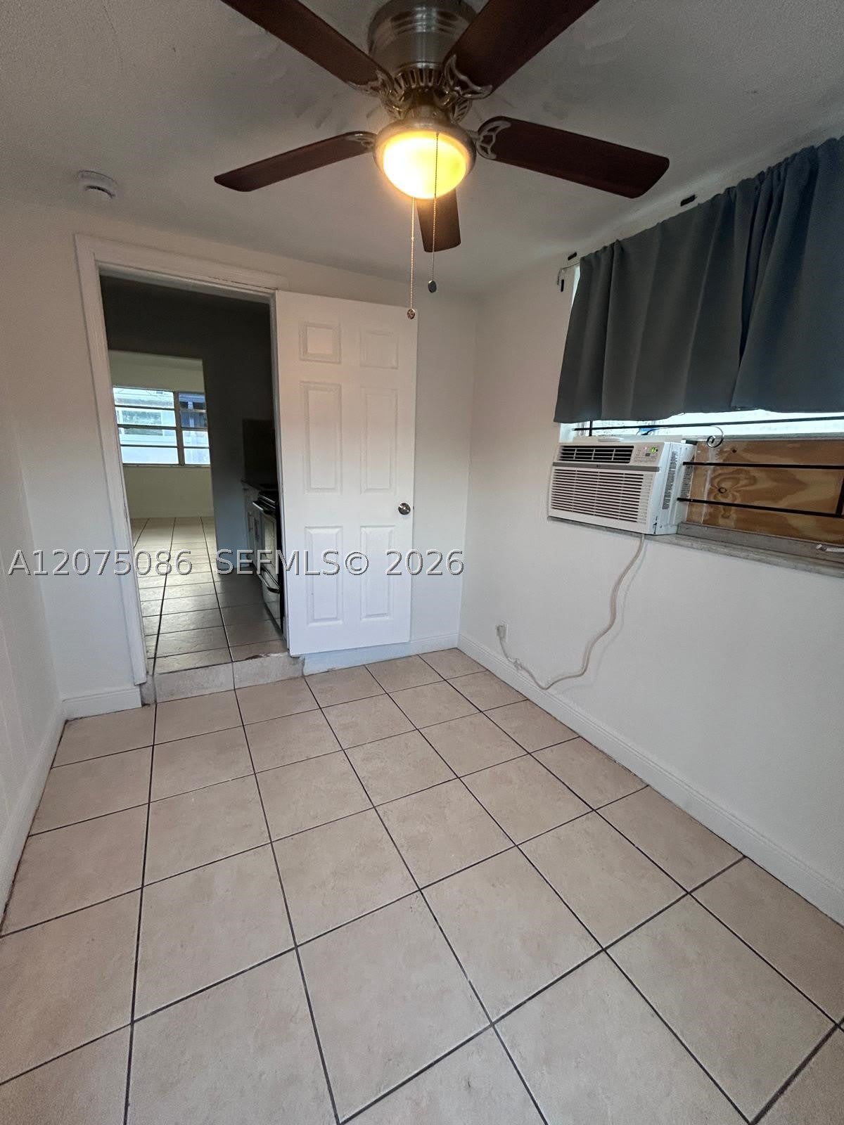5727 Fletcher St – photo 5