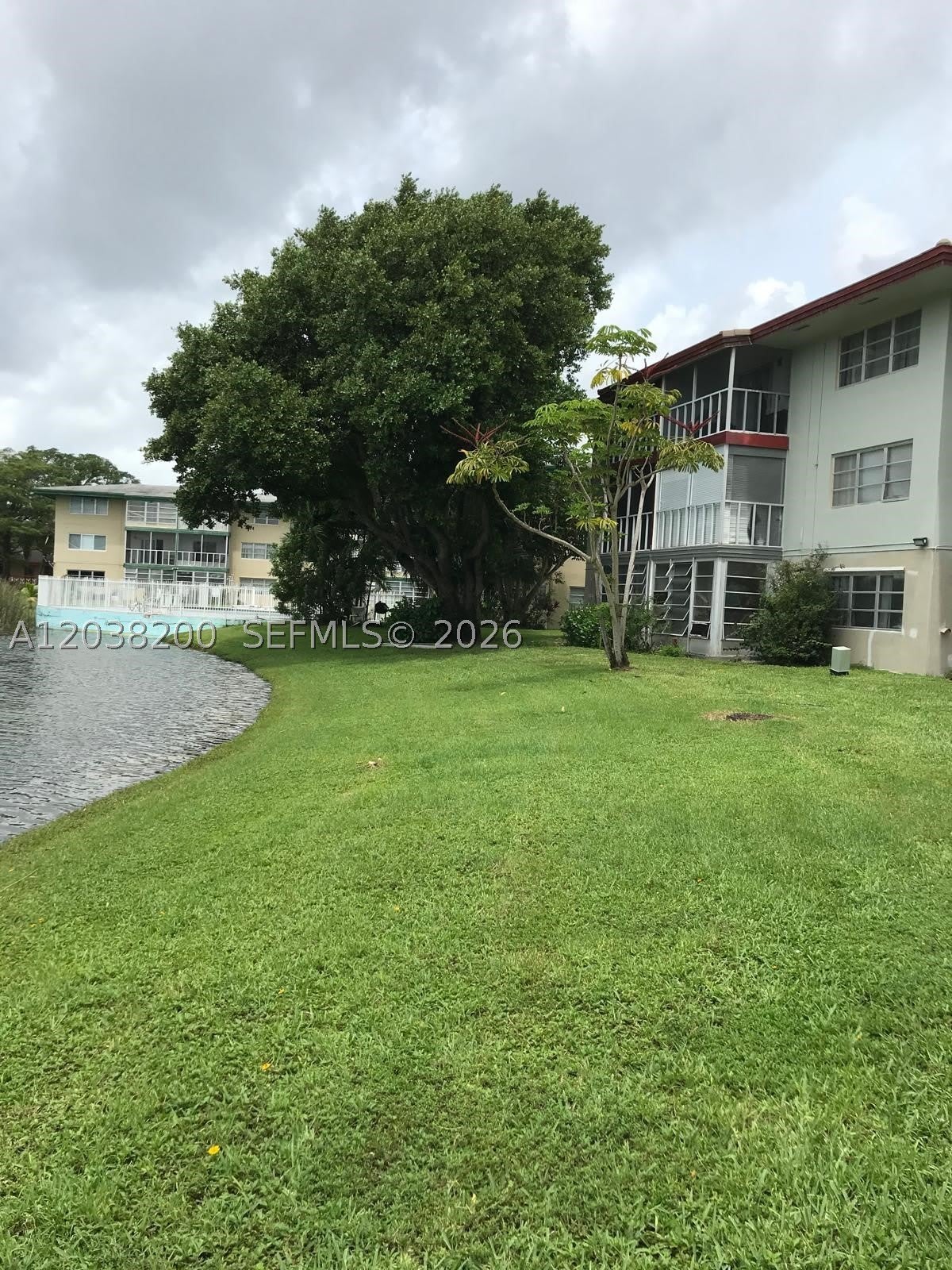 5420 NW 11th St – photo 4