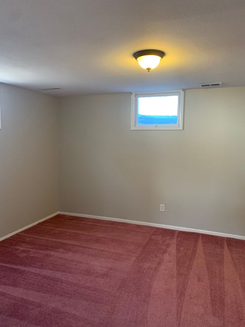 2 BEDROOM, 2 BATHROOM, 2 BONUS ROOM SINGLE FAMILY HOME – photo 3