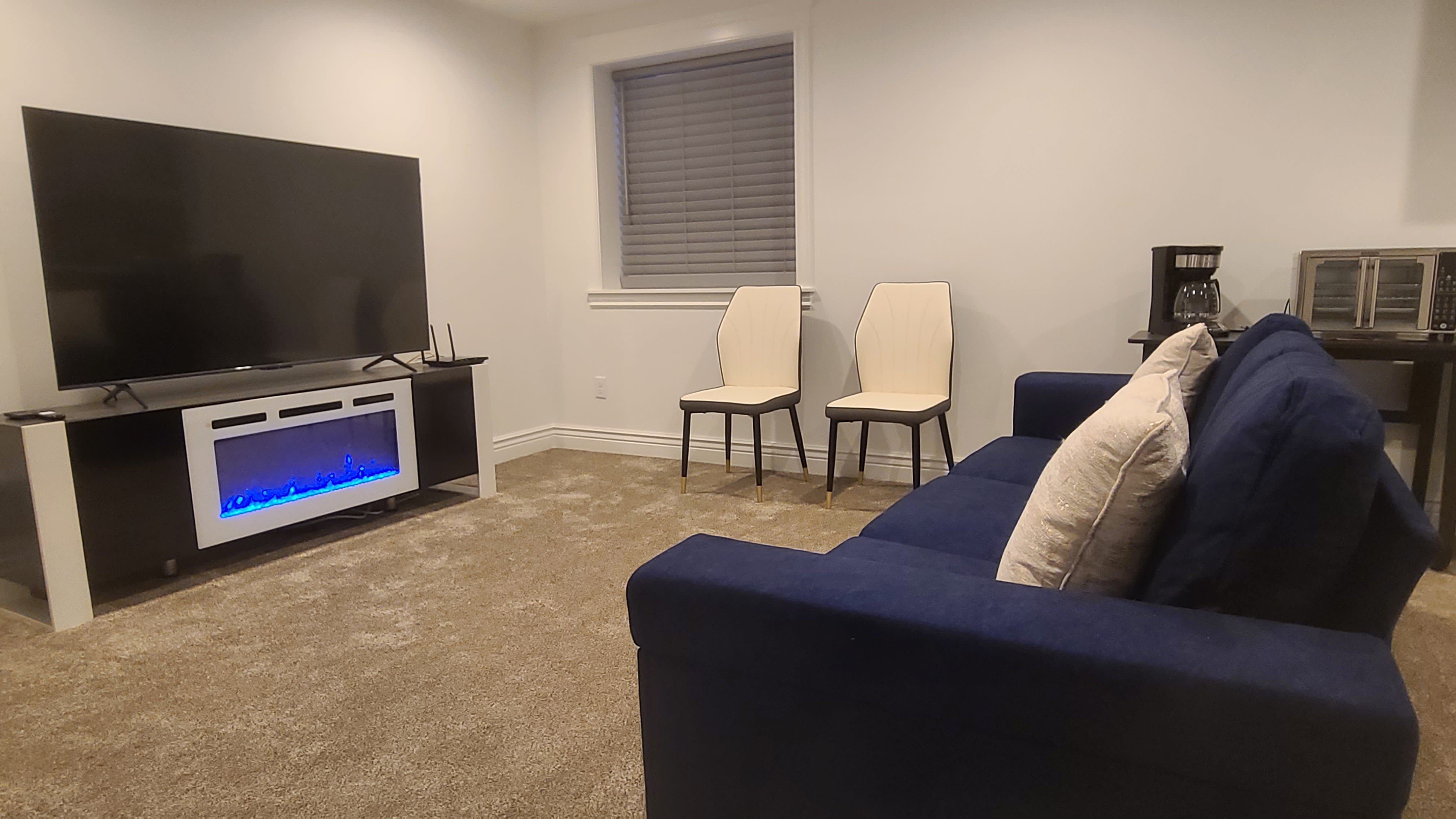 1688 Palm Springs Drive – photo 3