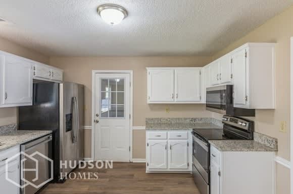 1424 Milestone Drive – photo 4