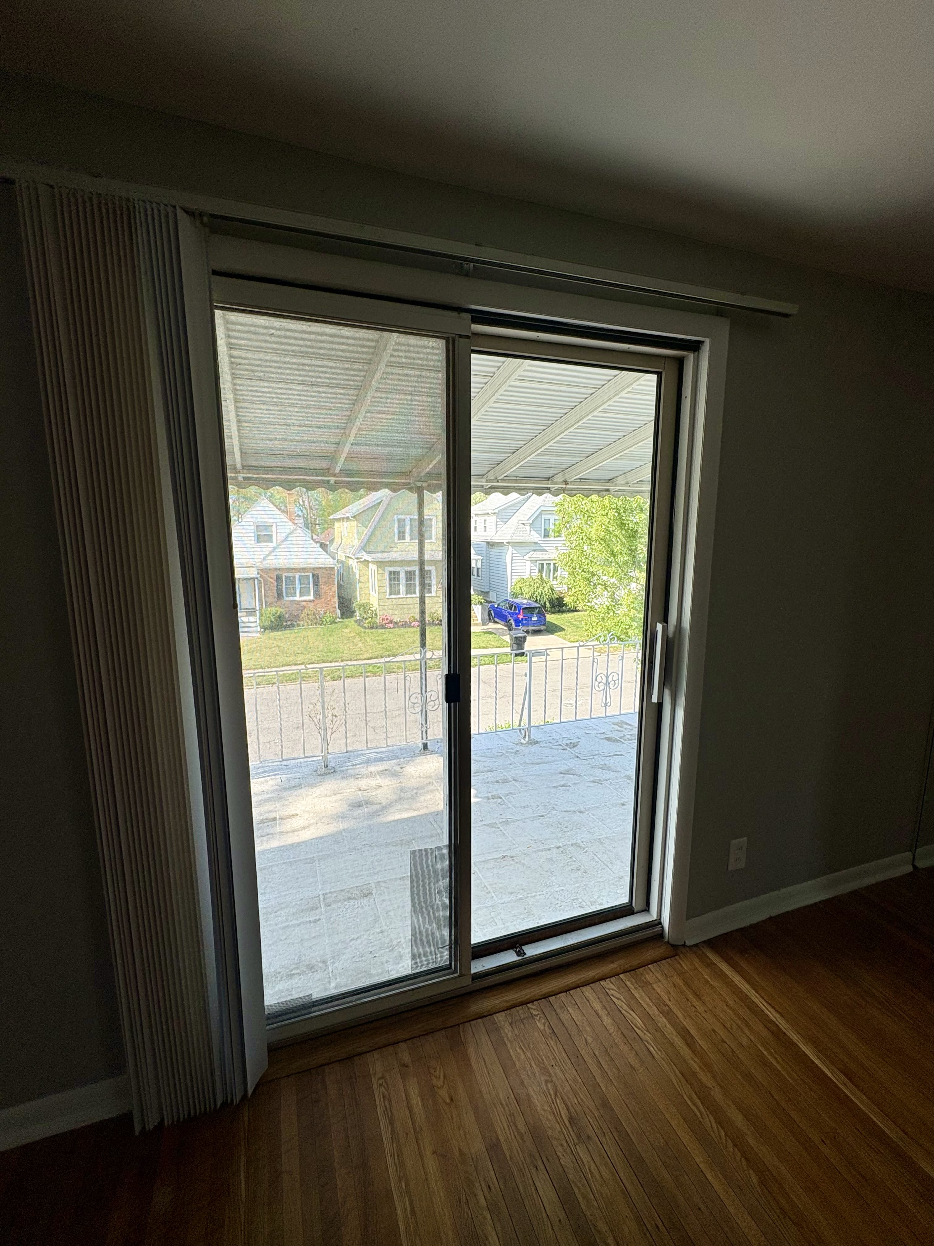 312 Victoria Boulevard – photo 5