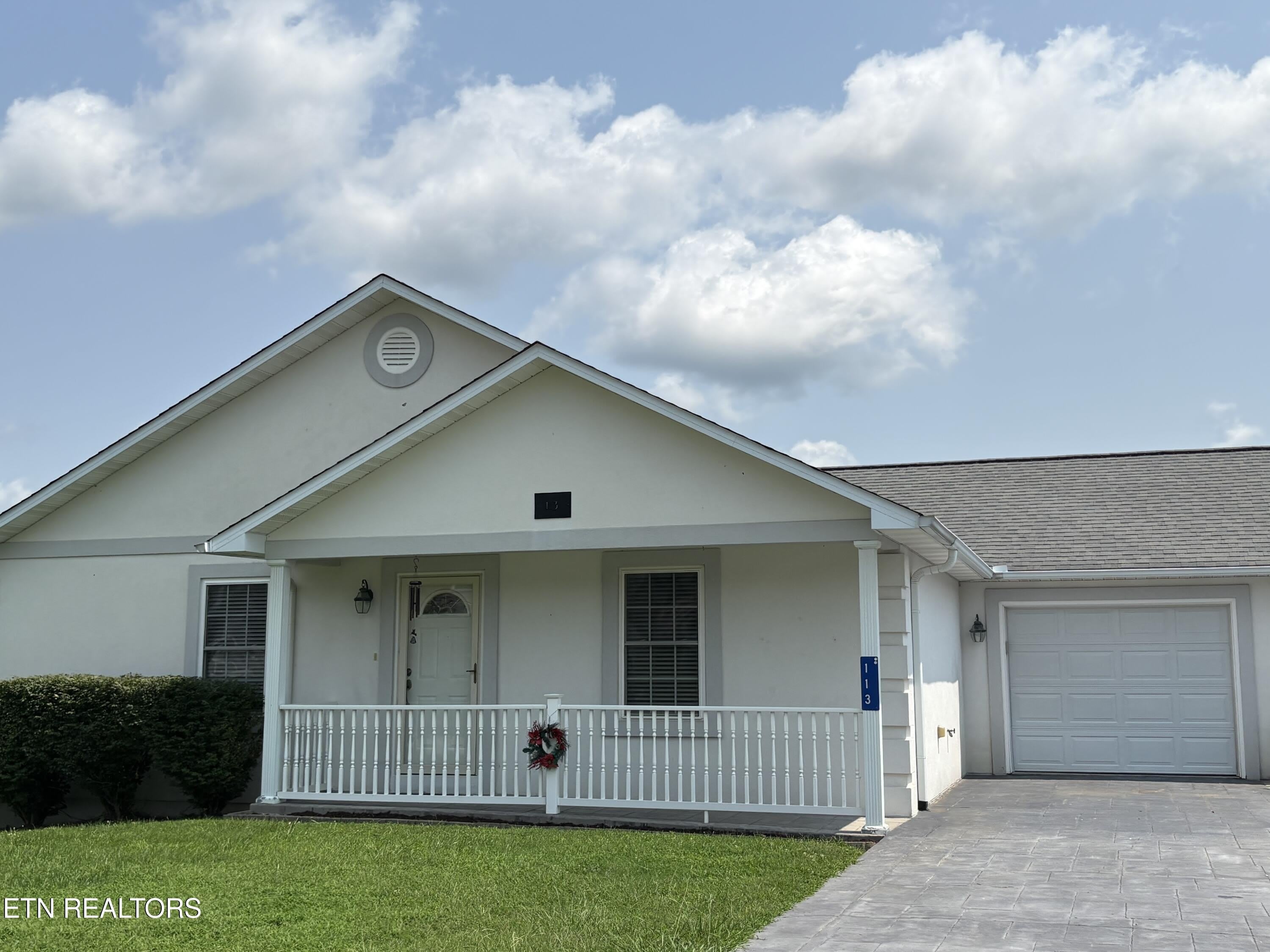 113 Greystone Way – photo 2