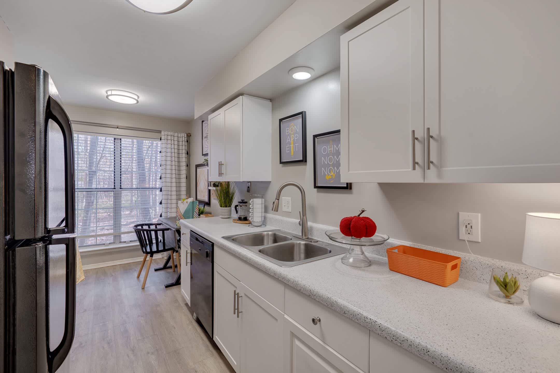 Trailwood Crossing Apartments – photo 2
