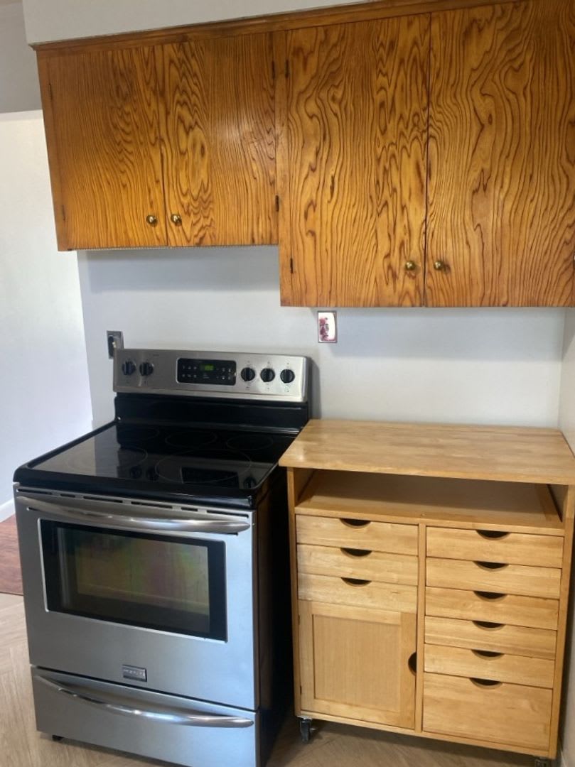 Single Level West Salem Home – photo 5