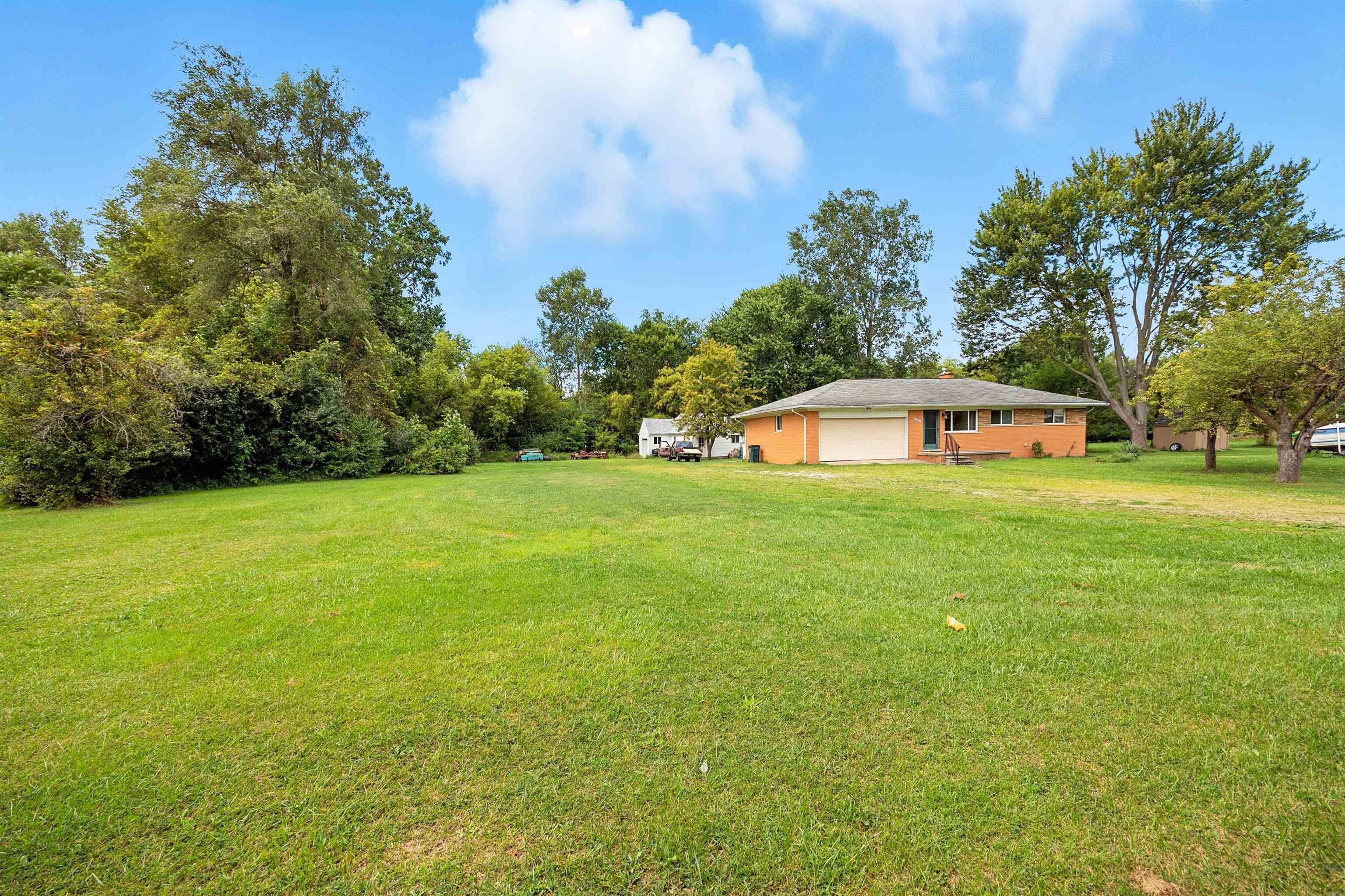 38351 Dequindre Road – photo 4