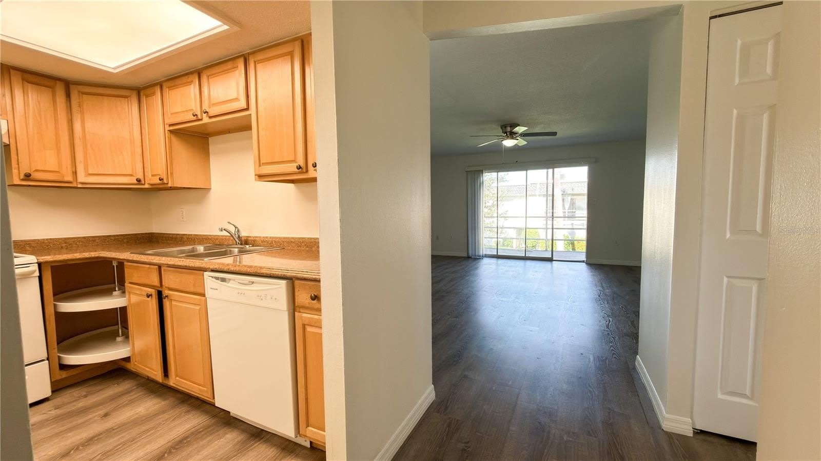 3500 BENEVA Road – photo 3