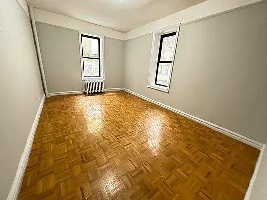 1565 Grand Concourse – photo 3