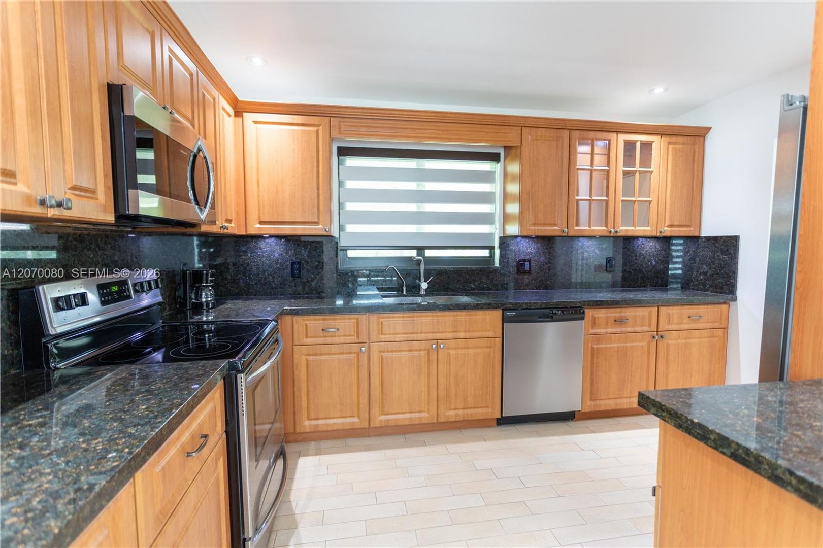 4010 Johnson Street, Hollywood, FL 33021 – photo 2