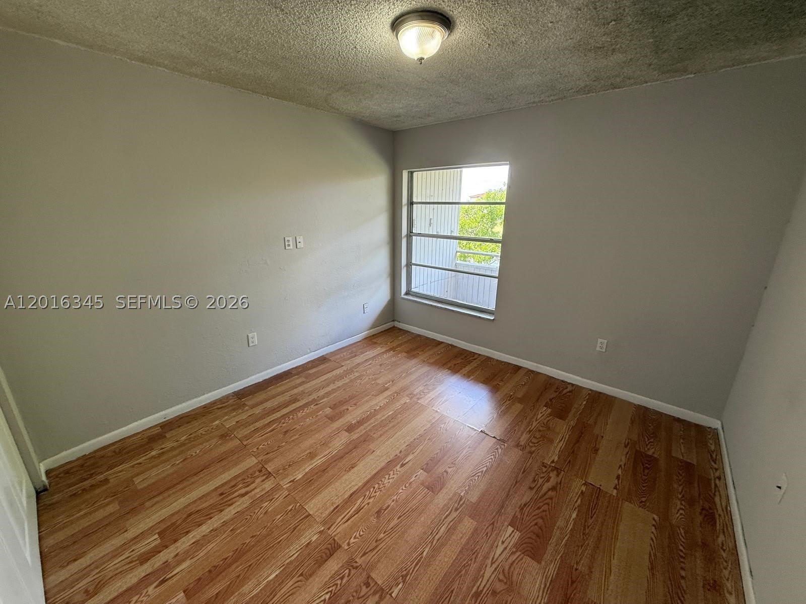 17530 NW 68th Ave – photo 3