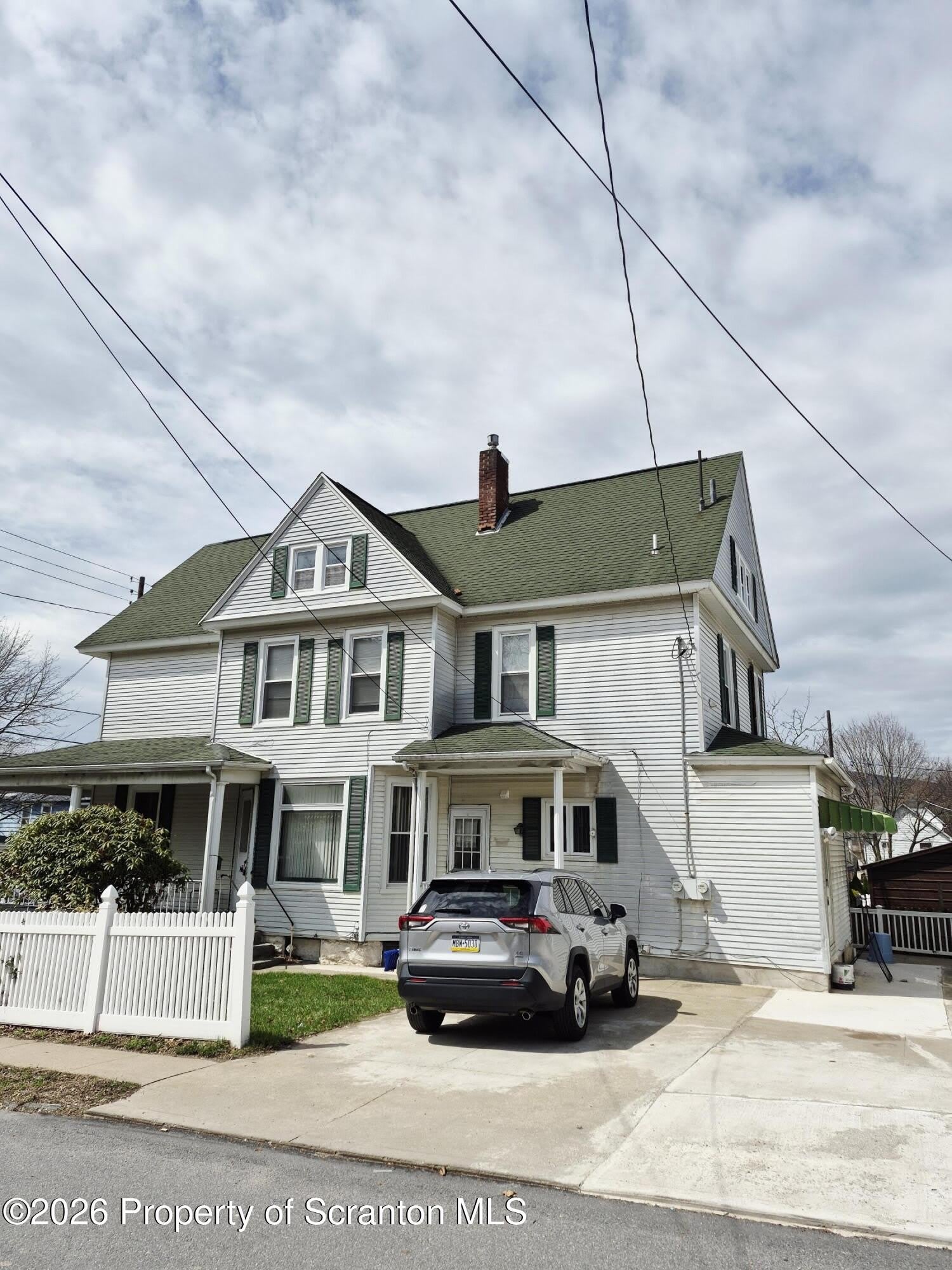 109 Salem Avenue – photo 2