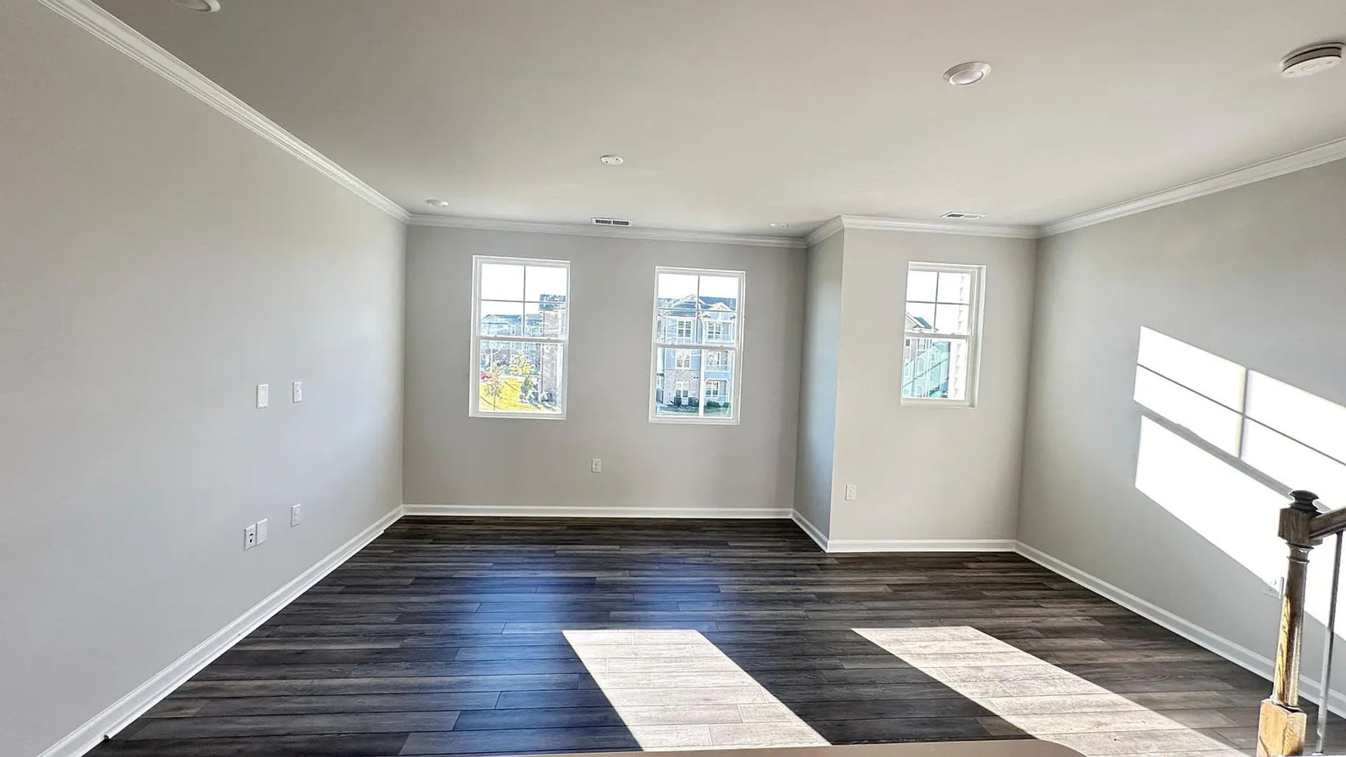 Charming 3BR Townhome in Raleigh – photo 3
