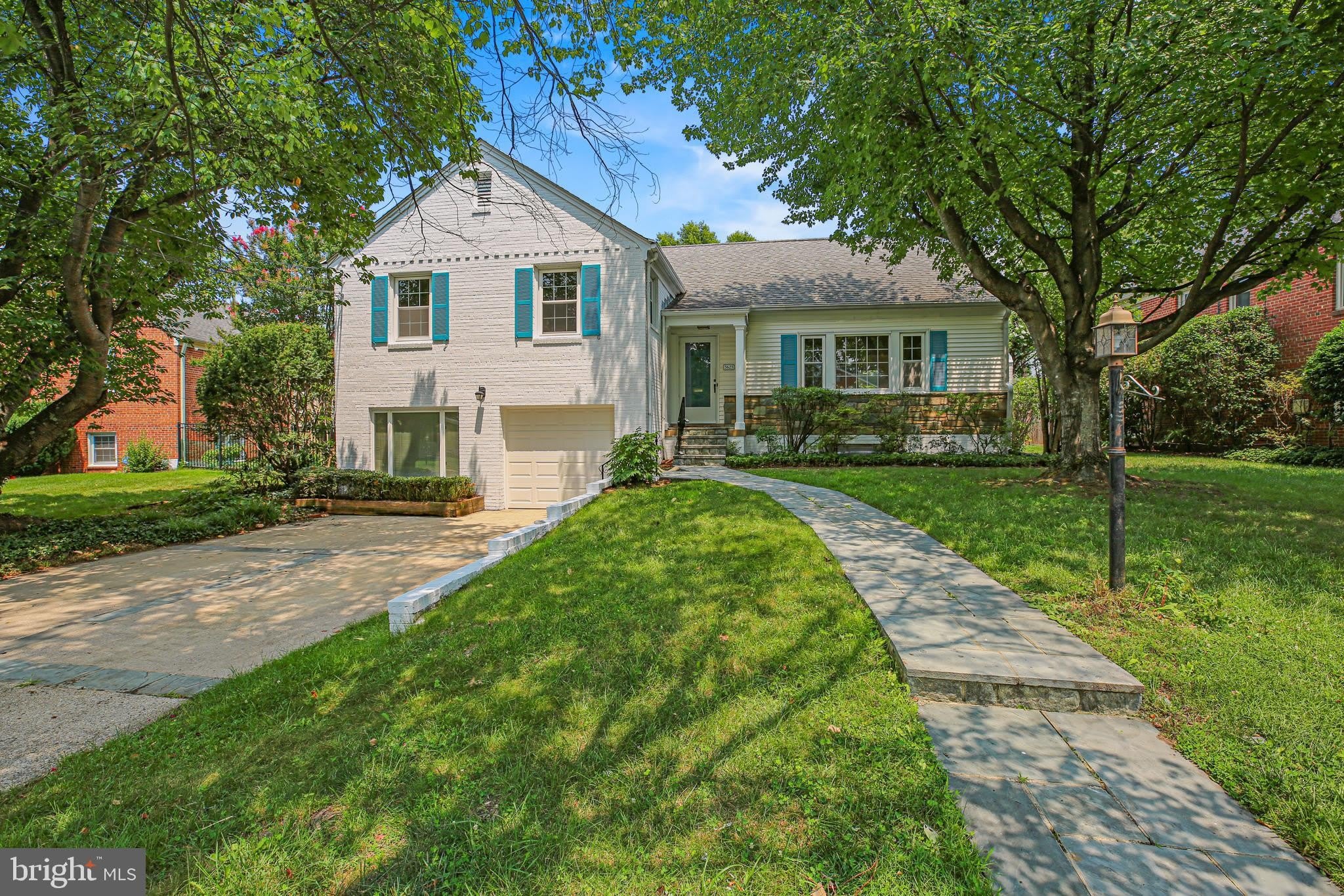 5625 OGDEN Road – photo 1
