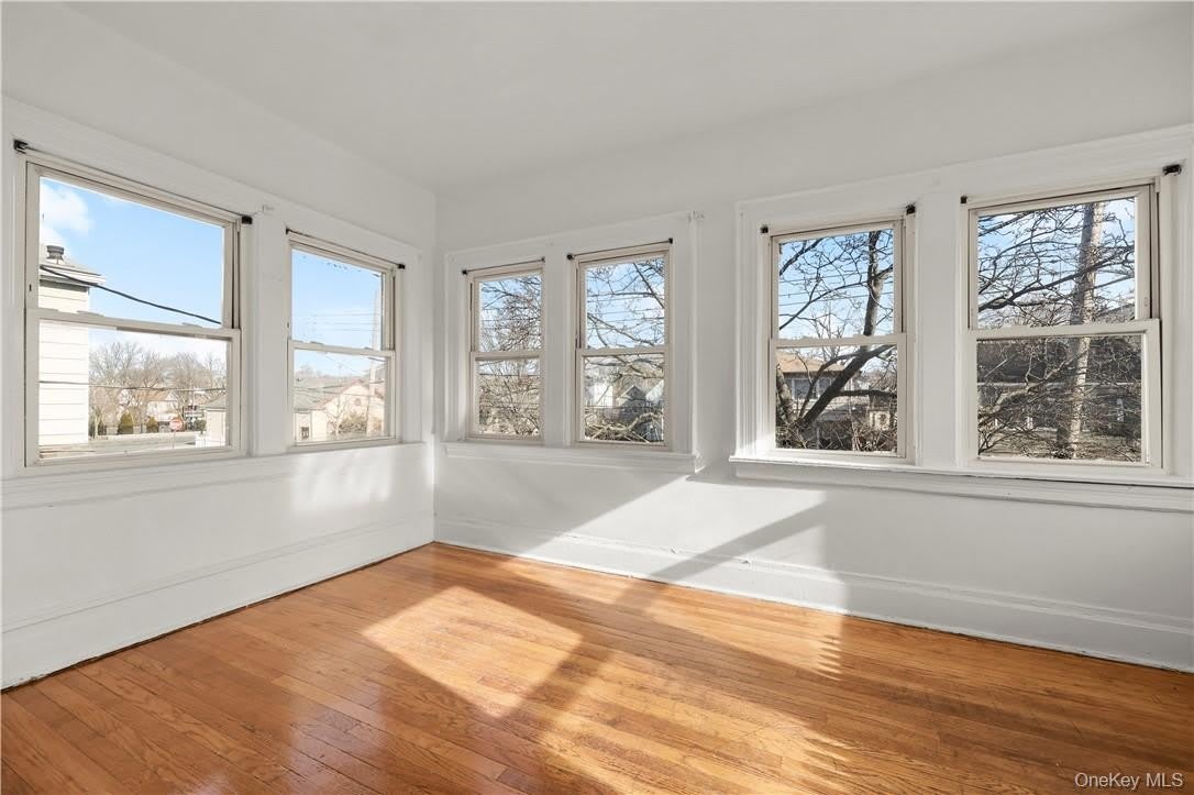 10 S 13th Avenue – photo 1