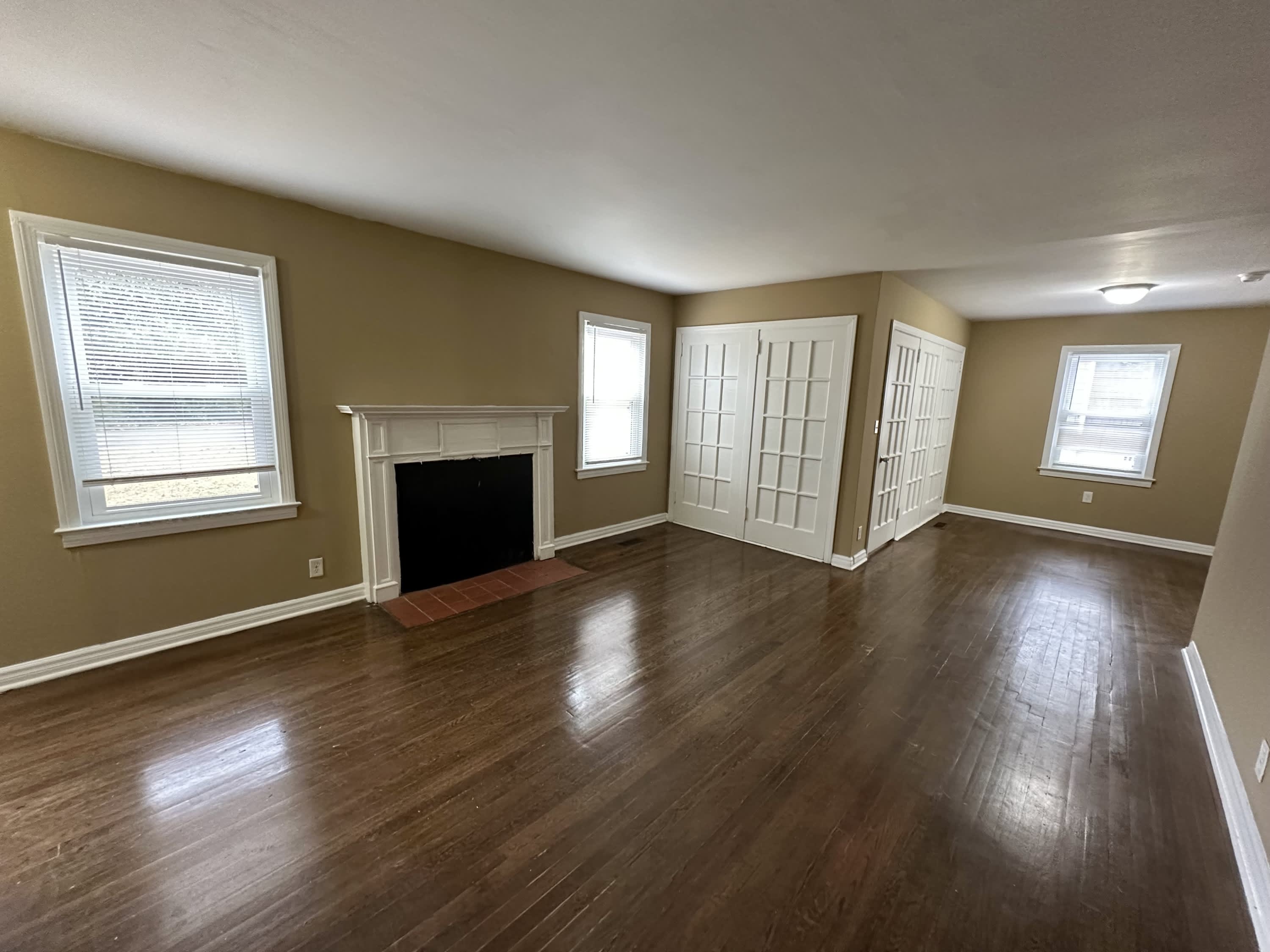 940 Meadowbrook Drive – photo 4