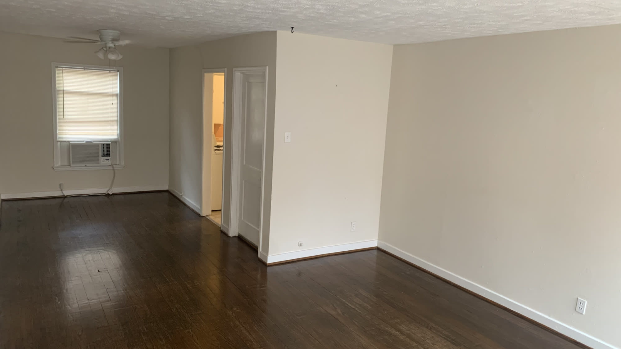 4420 Roseland Street – photo 2