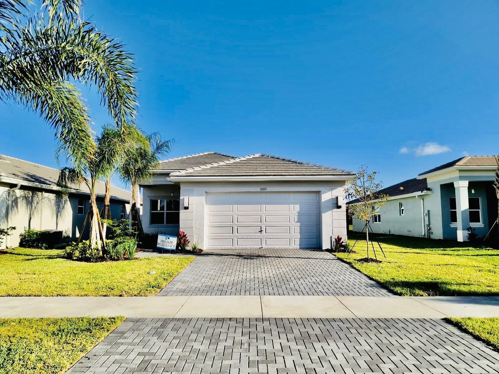 13352 SW River Rock Road – photo 2