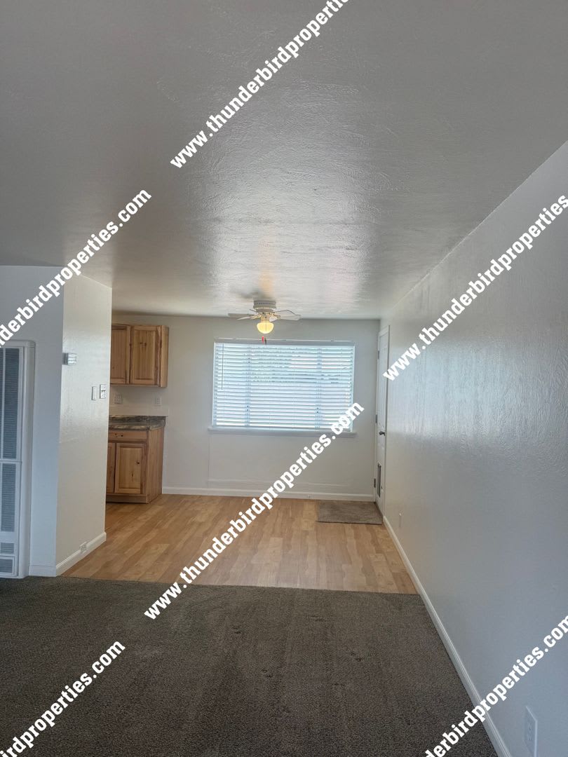 Beautifully Remodeled 2-Bedroom Home NE – photo 4