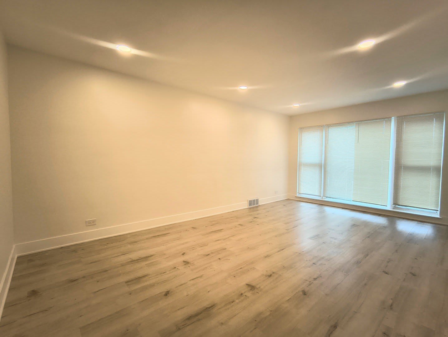 2934 W 103rd Street – photo 4